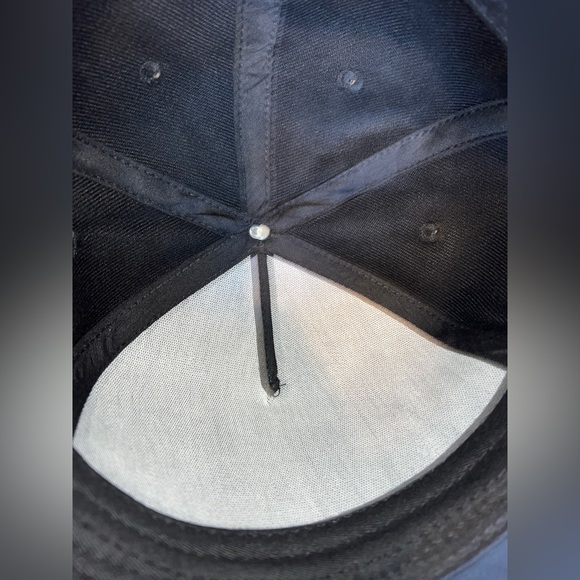 🧢 NWT YRN Embroidered Culture Hat! - Picture 10 of 12